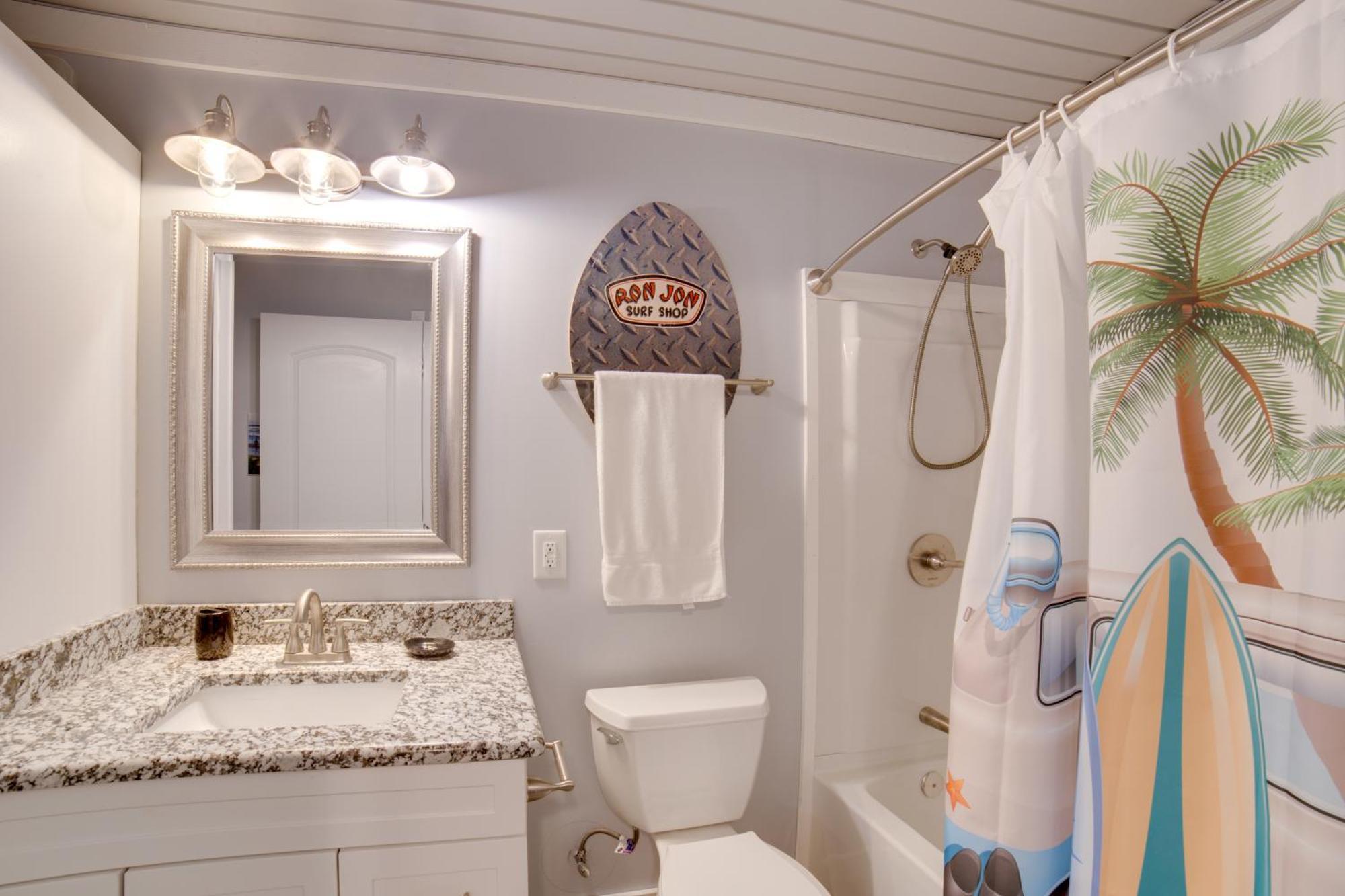 Ocean Isle Beach Studio With Patio - 1 Mi To Pier! מראה חיצוני תמונה